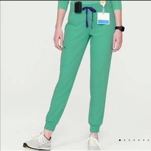 Surgical Green Figs Scrubs Joggers XS petite